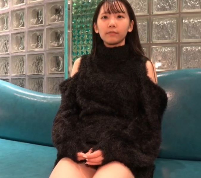 太过疏忽大意的浮萍妻子~误以为是附近的男人闯进来了~